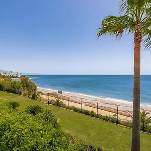 Apartamento Luxury Three Bedroom At, Estepona